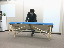 5.起こします。(折曲がる部分を押さえつけながら起こせばスムーズです。)